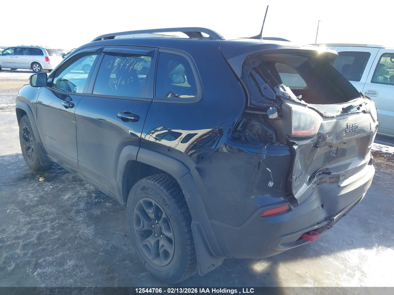 Image #/images/mount/1C4PJMBX1MD110924_03.jpg for vehicle