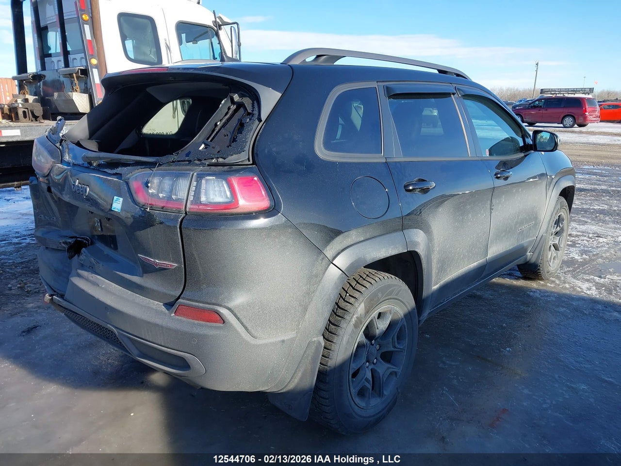 Image #/images/mount/1C4PJMBX1MD110924_04.jpg for vehicle