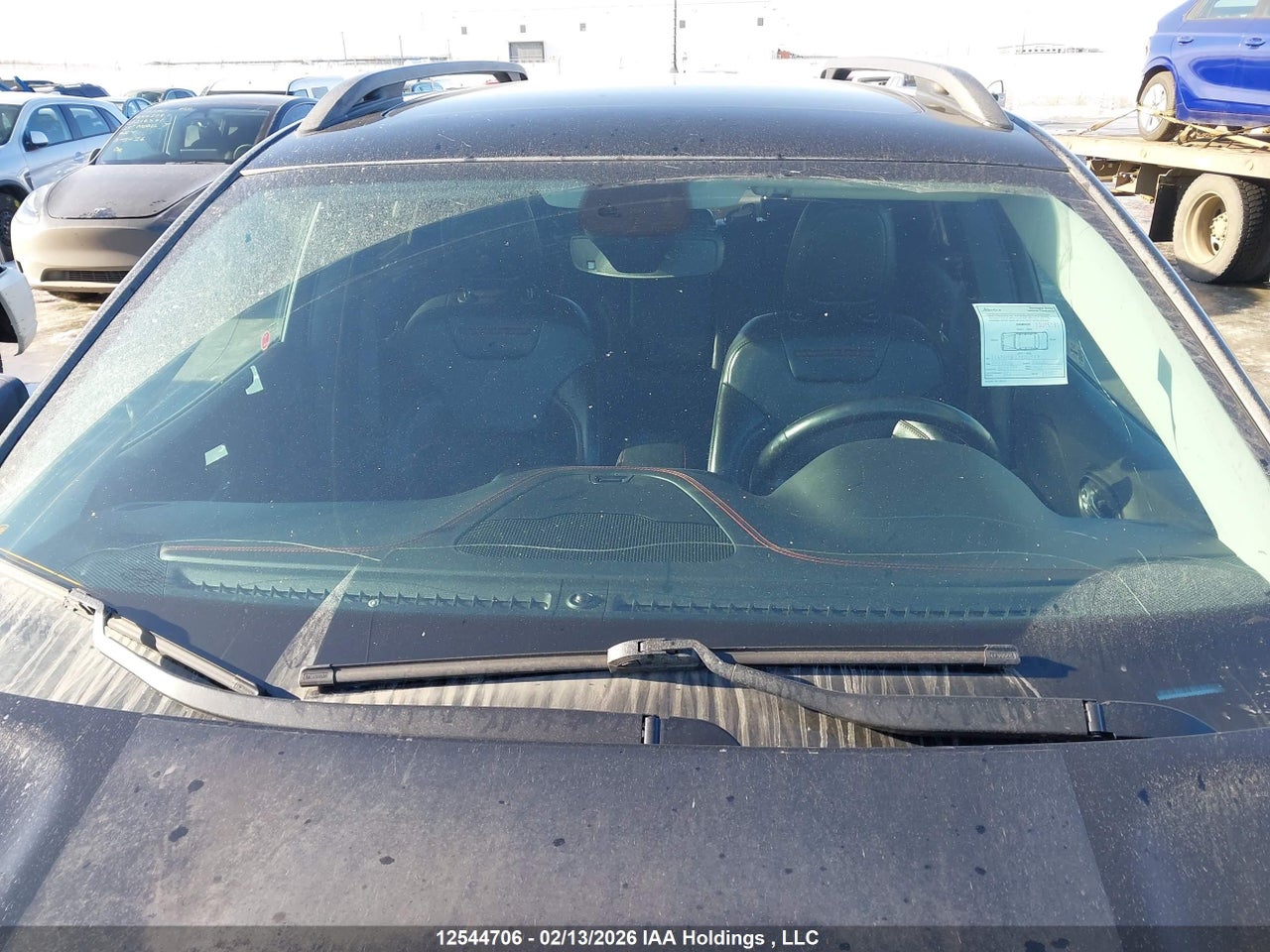 Image #/images/mount/1C4PJMBX1MD110924_17.jpg for vehicle