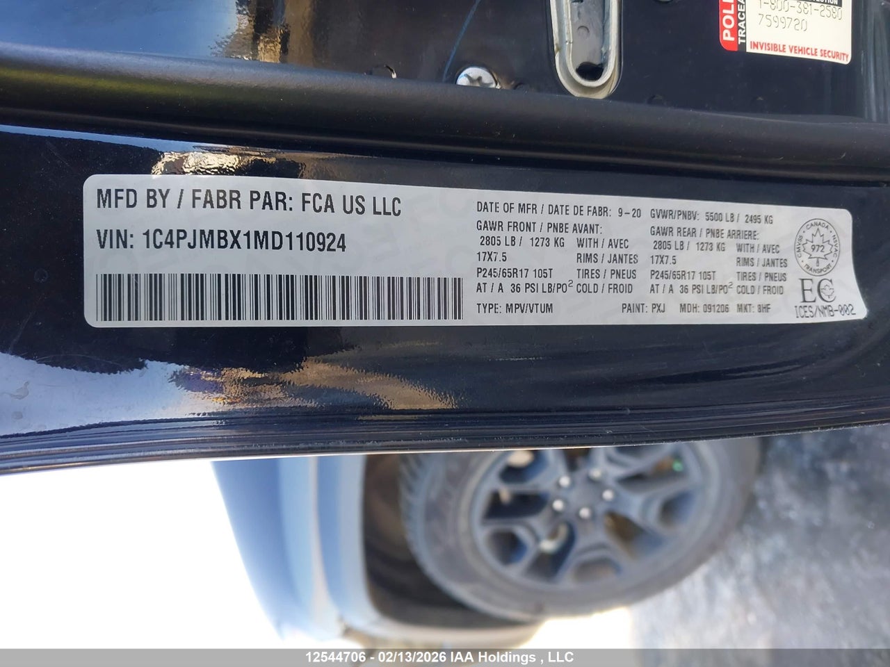 Image #/images/mount/1C4PJMBX1MD110924_18.jpg for vehicle