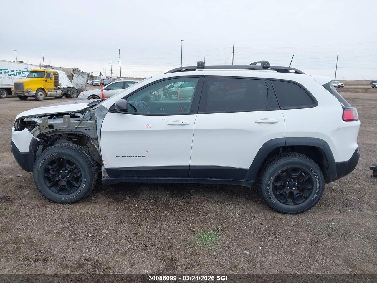 Image #/images/mount/1C4PJMBX2KD201553_15.jpg for vehicle