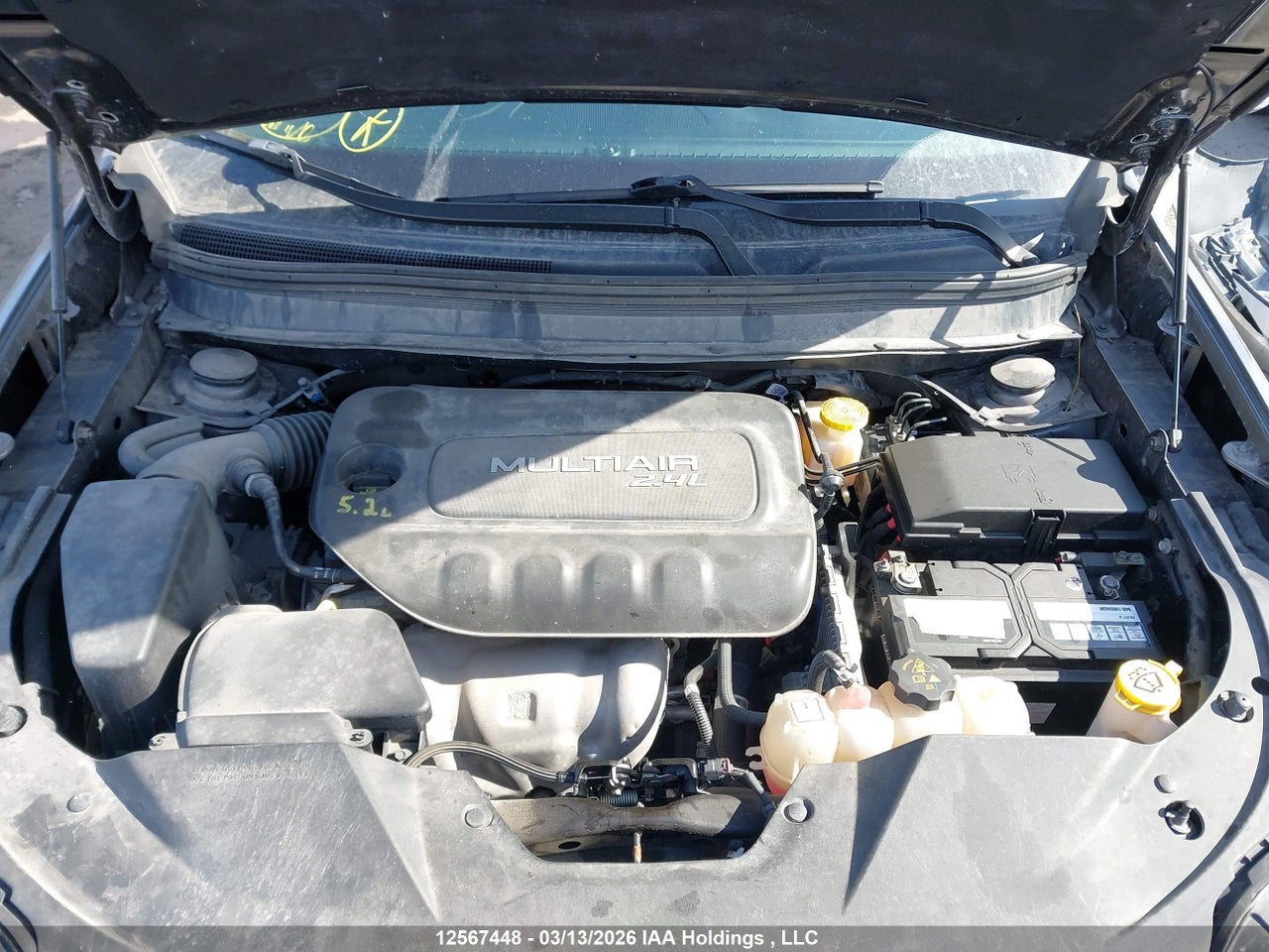 Image #/images/mount/1C4PJMCB8KD152345_10.jpg for vehicle