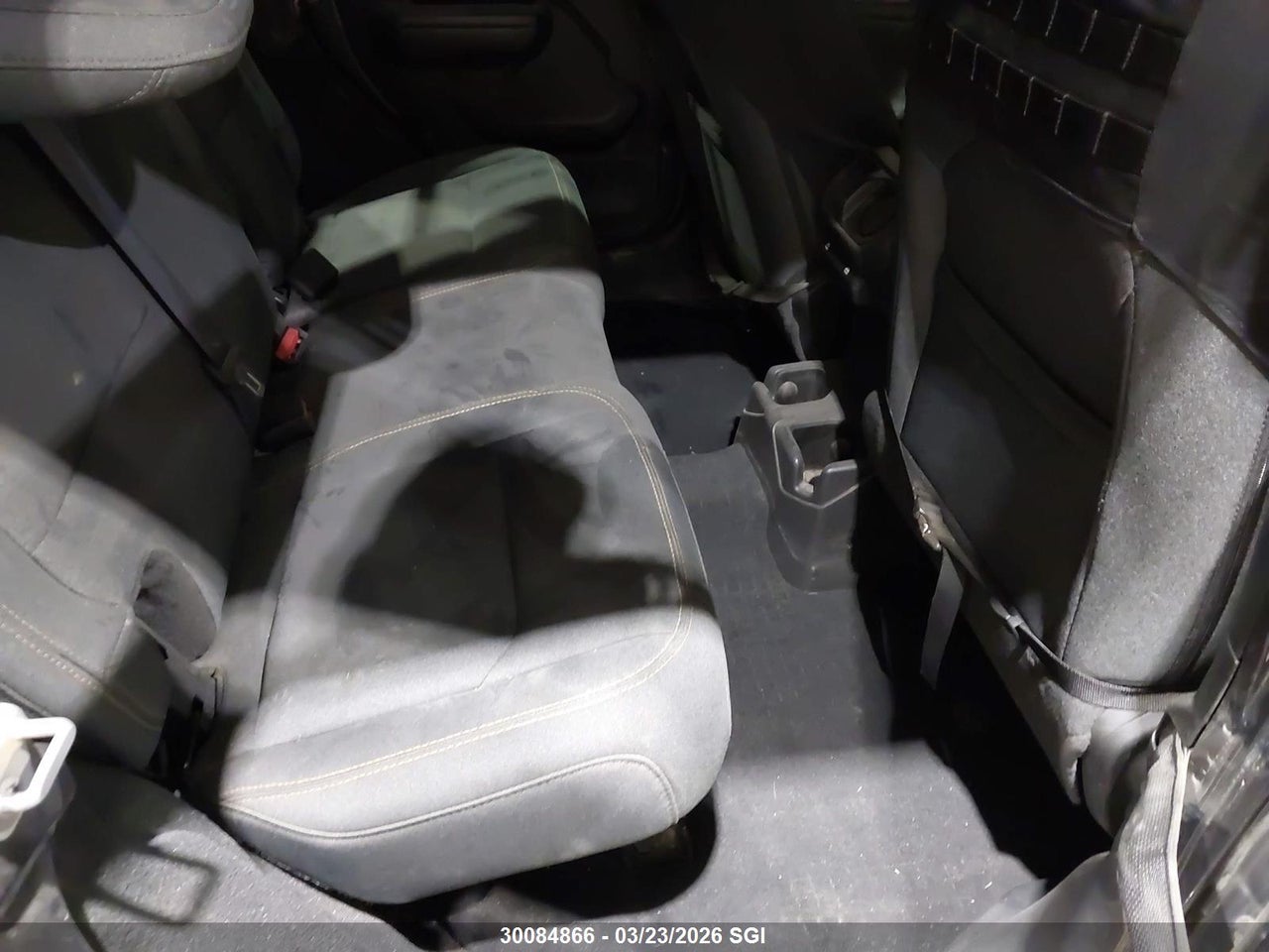 Image #/images/mount/1C4PJXDGXRW250593_08.jpg for vehicle