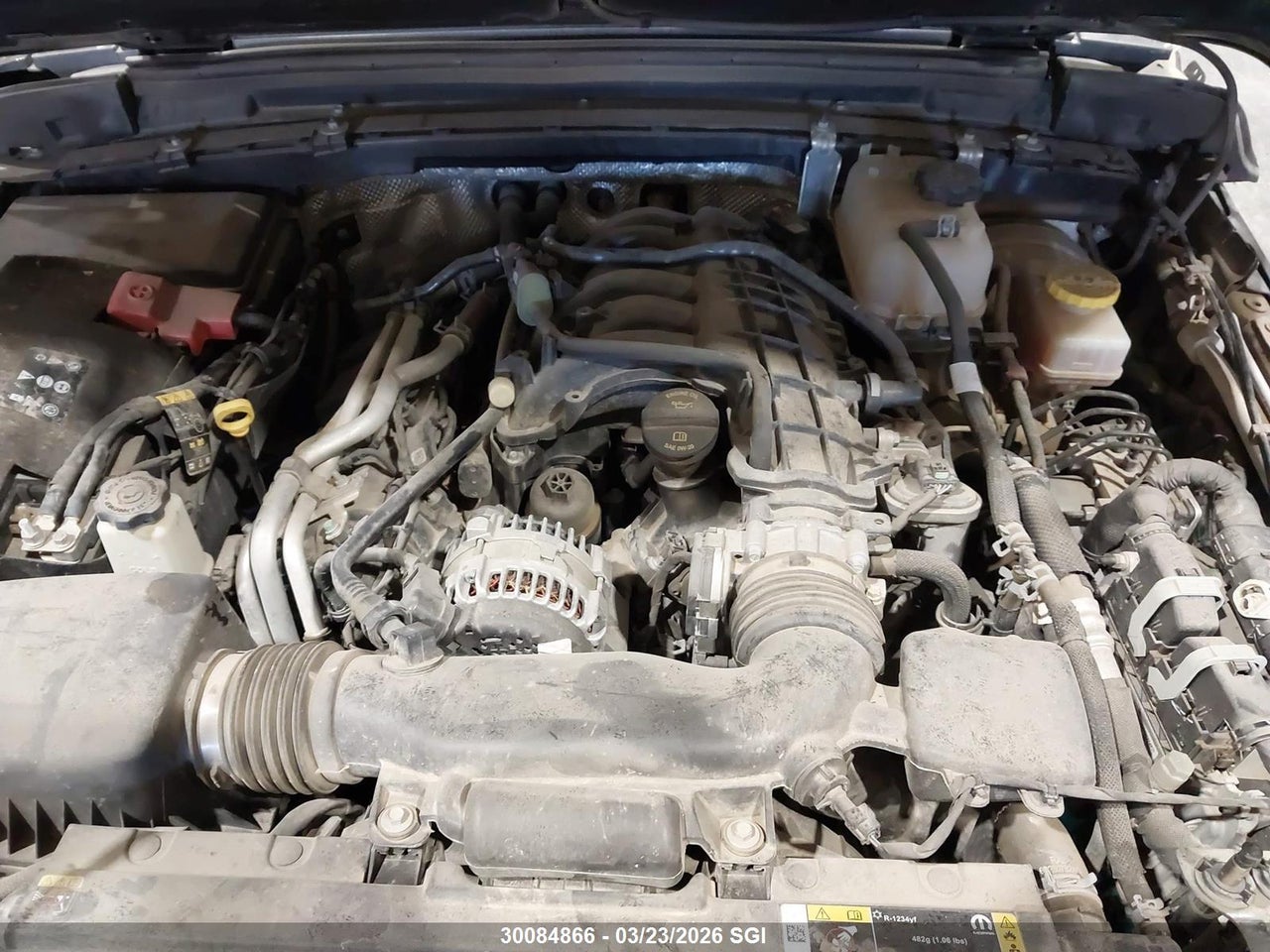 Image #/images/mount/1C4PJXDGXRW250593_10.jpg for vehicle