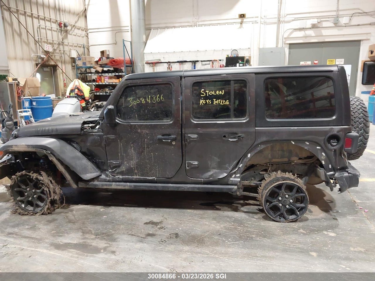 Image #/images/mount/1C4PJXDGXRW250593_15.jpg for vehicle