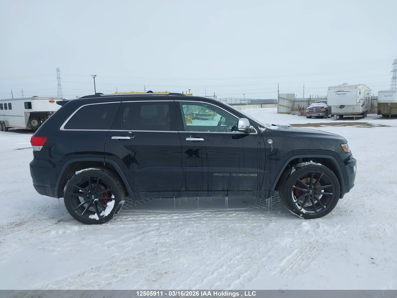 Image #/images/mount/1C4RJFBG6MC735216_13.jpg for vehicle