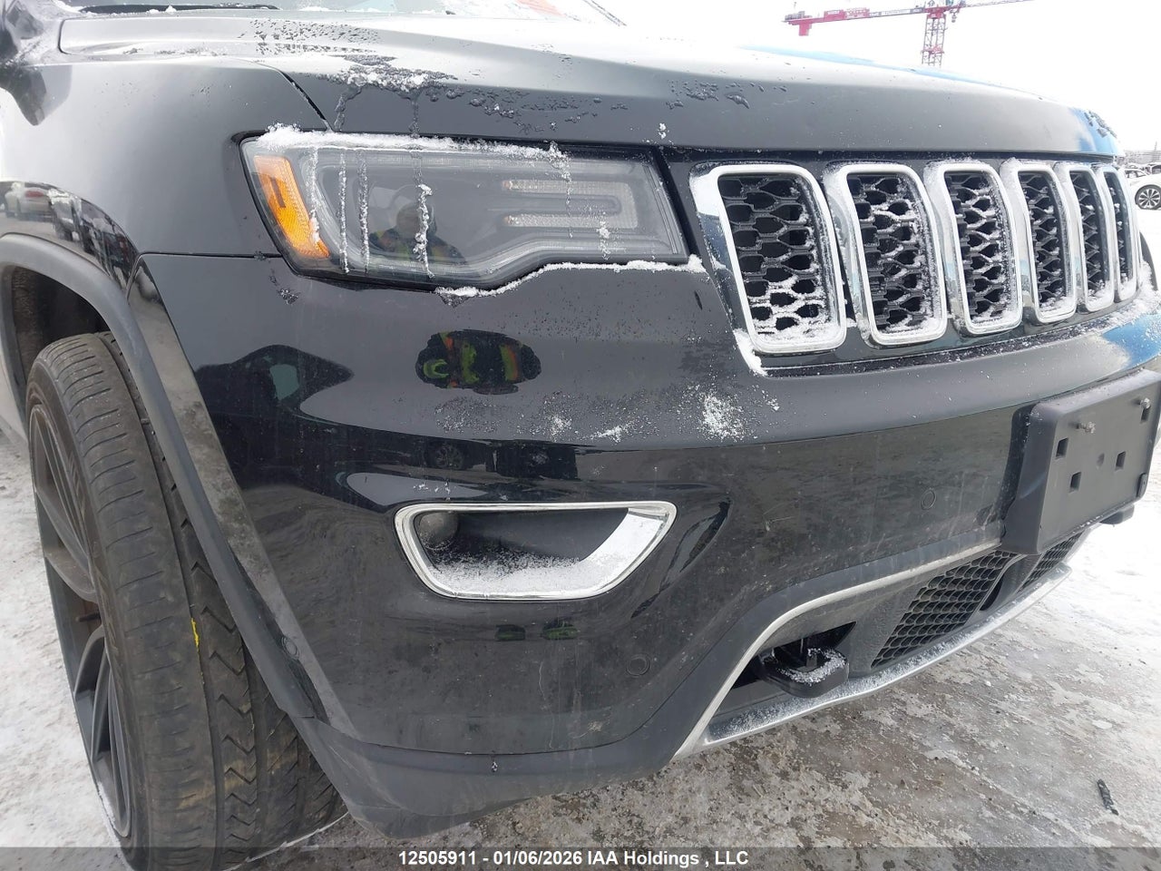 Image #/images/mount/1C4RJFBG6MC735216_17.jpg for vehicle