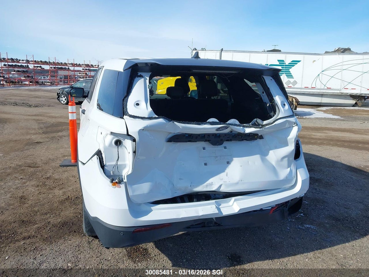 Image #/images/mount/1FM5K8AB7PGB22365_06.jpg for vehicle