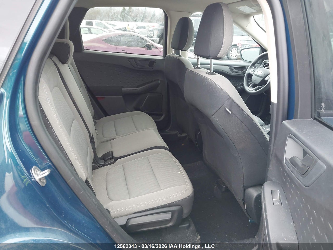 Image #/images/mount/1FMCU0F67LUA16749_08.jpg for vehicle