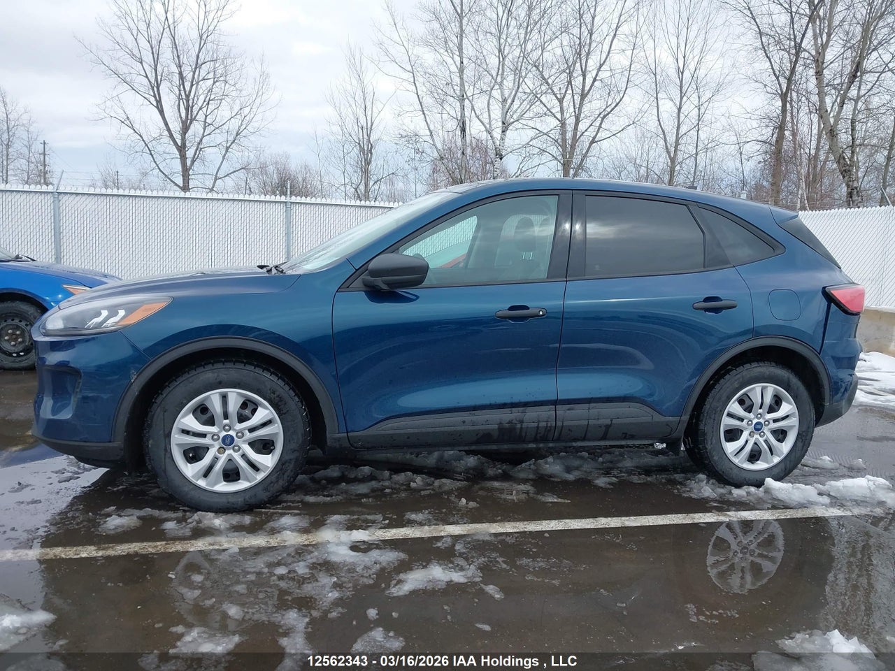 Image #/images/mount/1FMCU0F67LUA16749_15.jpg for vehicle