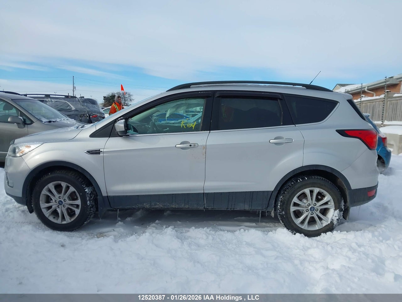 Image #/images/mount/1FMCU0HD2KUB87774_14.jpg for vehicle