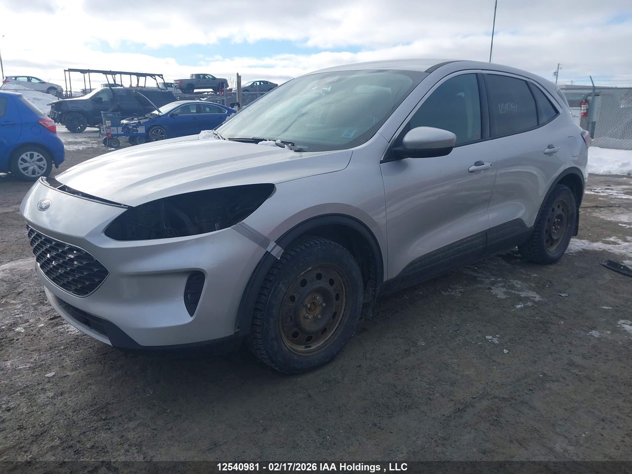 Image #/images/mount/1FMCU9G6XLUB46155_02.jpg for vehicle