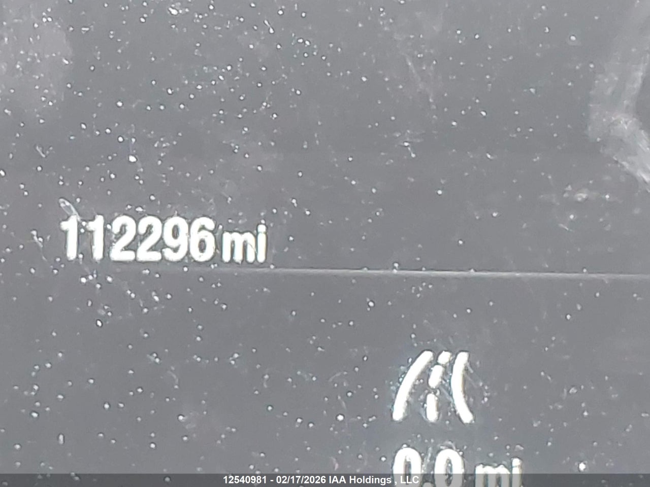 Image #/images/mount/1FMCU9G6XLUB46155_16.jpg for vehicle