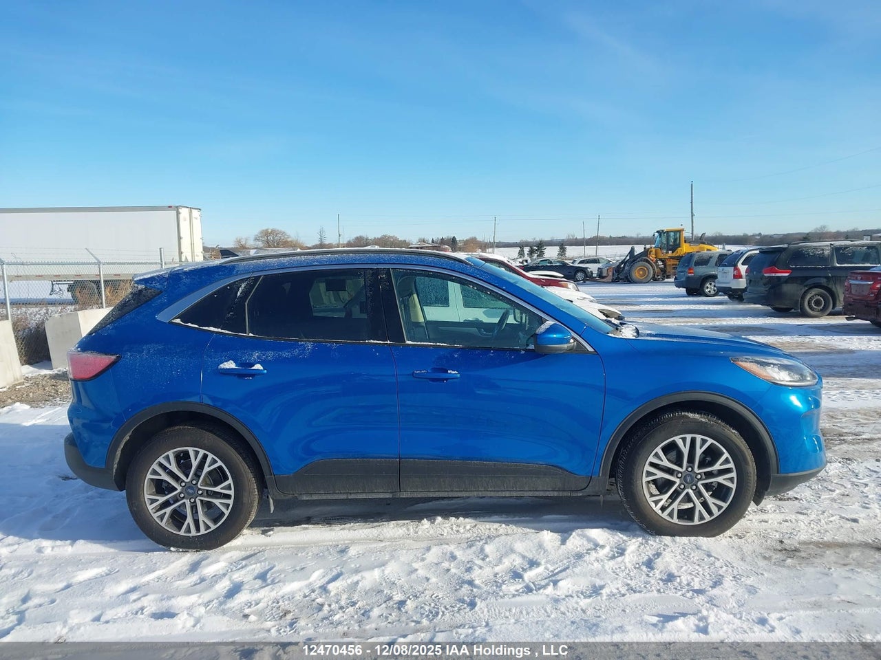 Image #/images/mount/1FMCU9H60LUB27421_13.jpg for vehicle