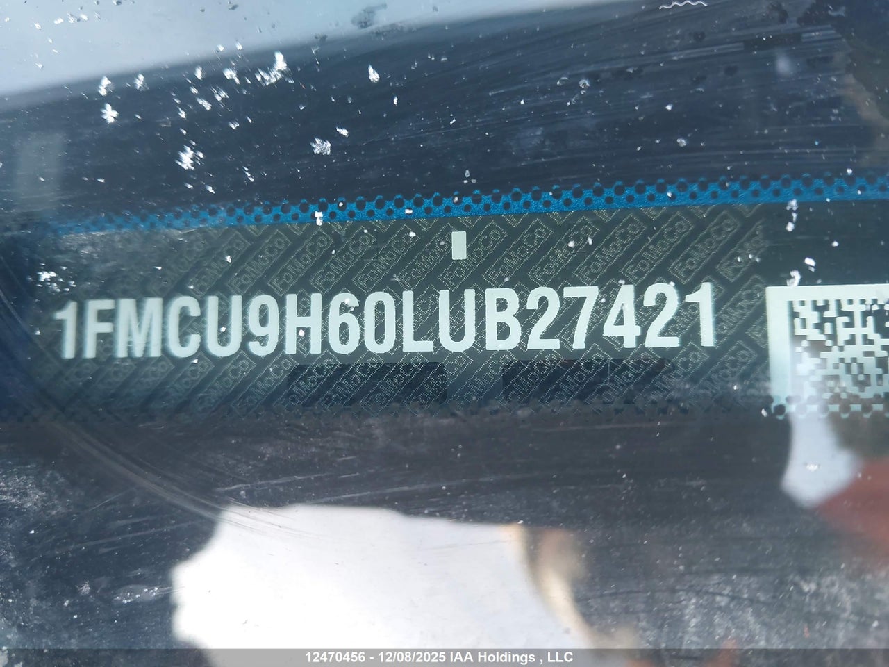 Image #/images/mount/1FMCU9H60LUB27421_17.jpg for vehicle