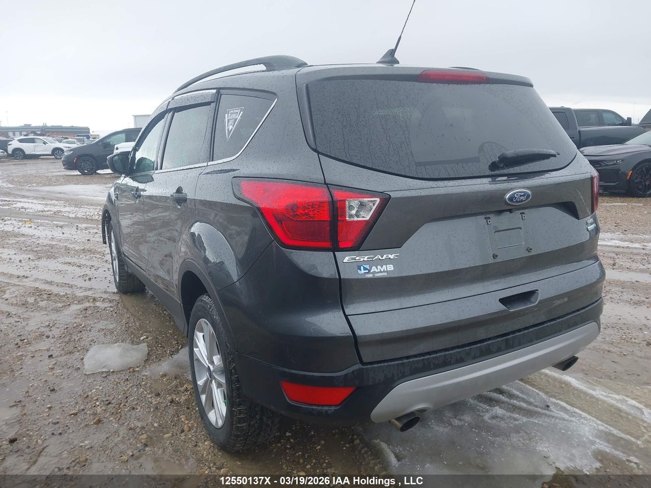 Image #/images/mount/1FMCU9HD1KUB17087_03.jpg for vehicle