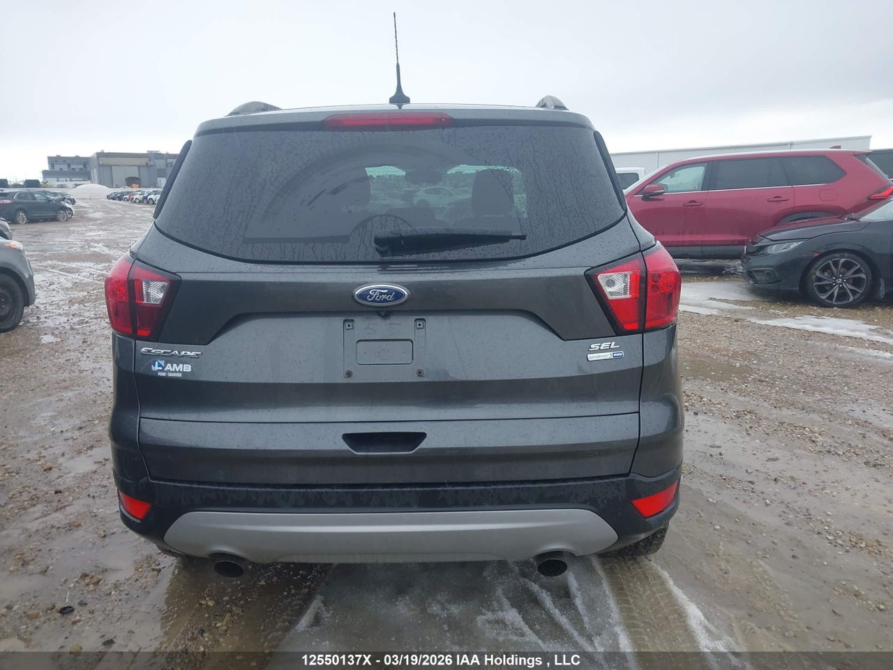 Image #/images/mount/1FMCU9HD1KUB17087_16.jpg for vehicle