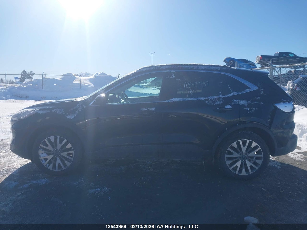 Image #/images/mount/1FMCU9J93NUA68825_14.jpg for vehicle