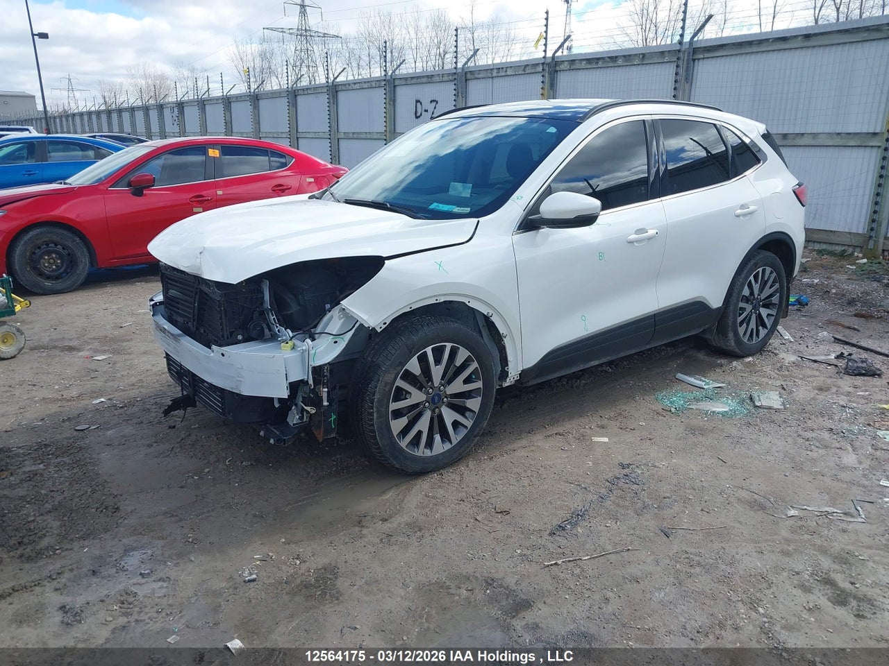 Image #/images/mount/1FMCU9J95LUB51511_02.jpg for vehicle