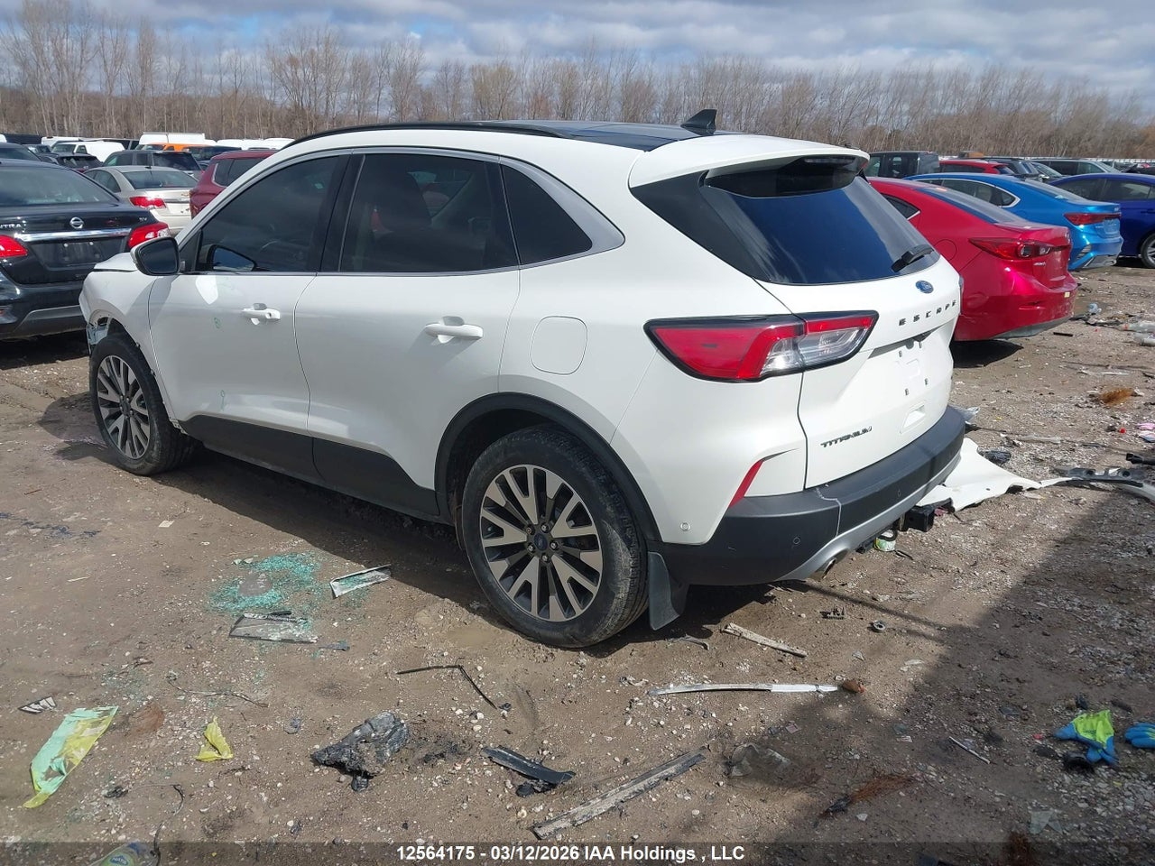 Image #/images/mount/1FMCU9J95LUB51511_03.jpg for vehicle