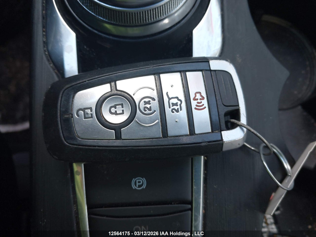 Image #/images/mount/1FMCU9J95LUB51511_11.jpg for vehicle