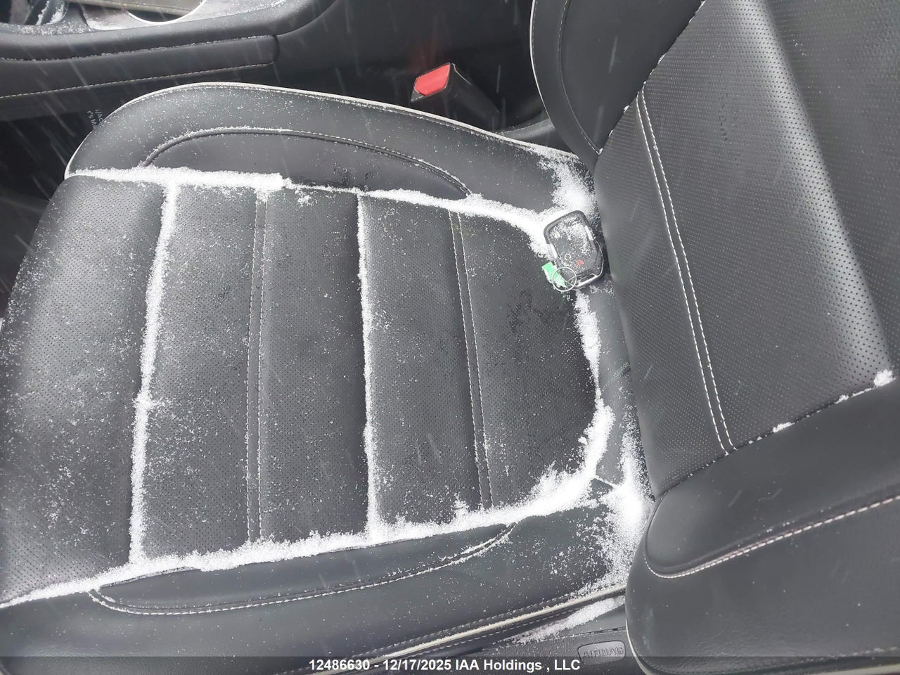 Image #/images/mount/1GKKNXLS4PZ260816_11.jpg for vehicle