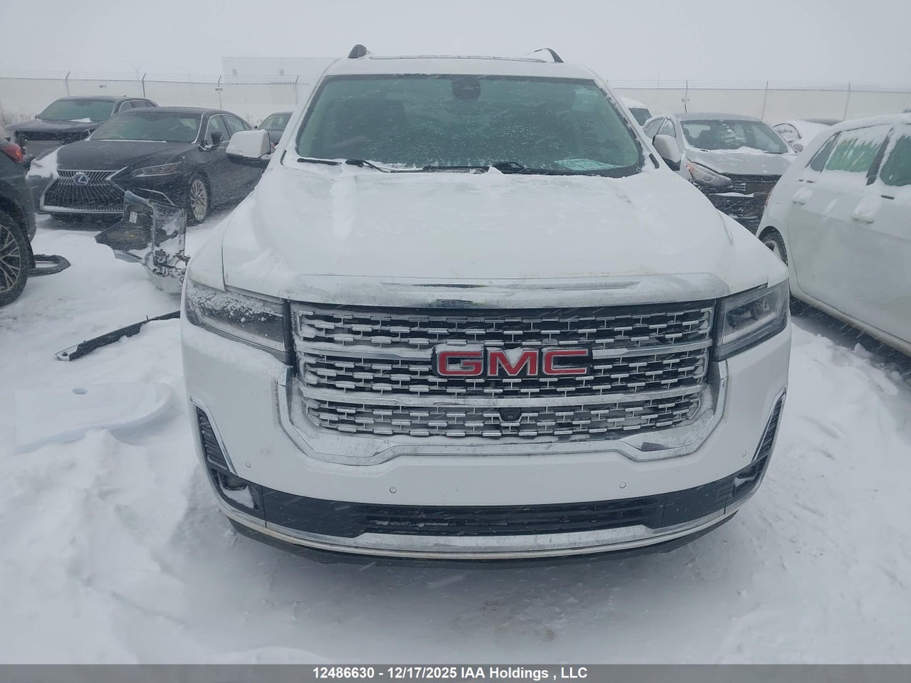 Image #/images/mount/1GKKNXLS4PZ260816_13.jpg for vehicle