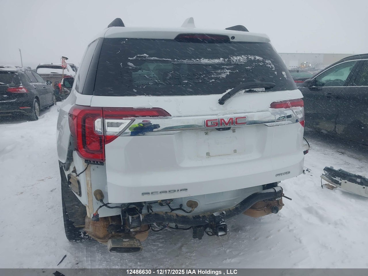 Image #/images/mount/1GKKNXLS4PZ260816_17.jpg for vehicle