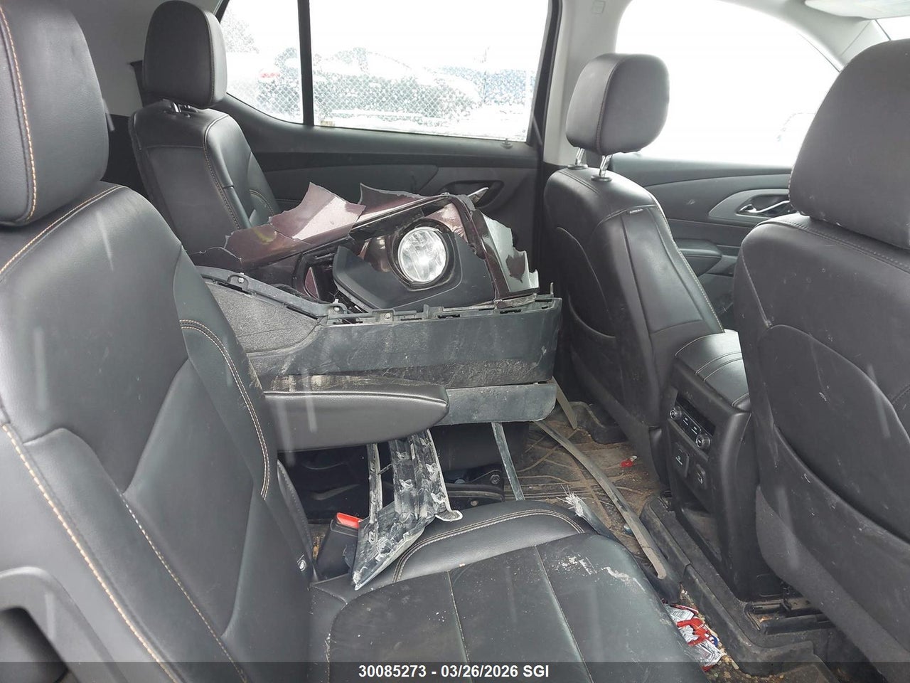 Image #/images/mount/1GNEVHKW7MJ207340_08.jpg for vehicle