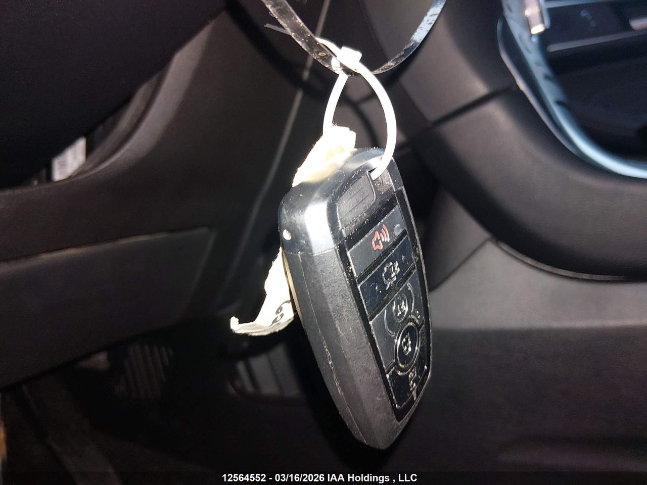 Image #/images/mount/2FMPK4K93KBB64870_11.jpg for vehicle