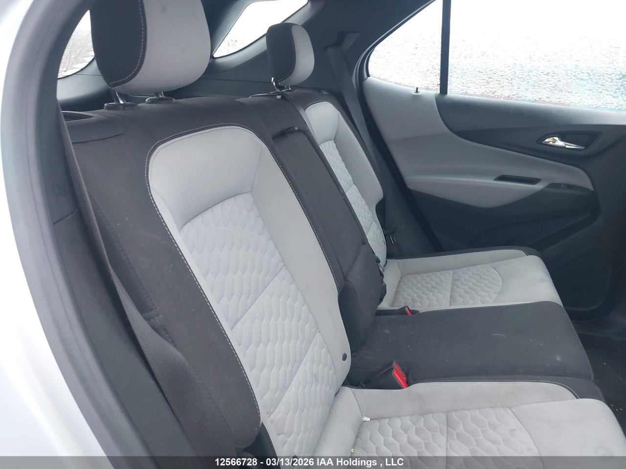 Image #/images/mount/2GNAXSEV7K6145764_08.jpg for vehicle