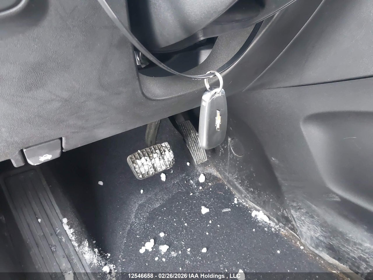 Image #/images/mount/2GNAXUEV5L6114476_11.jpg for vehicle