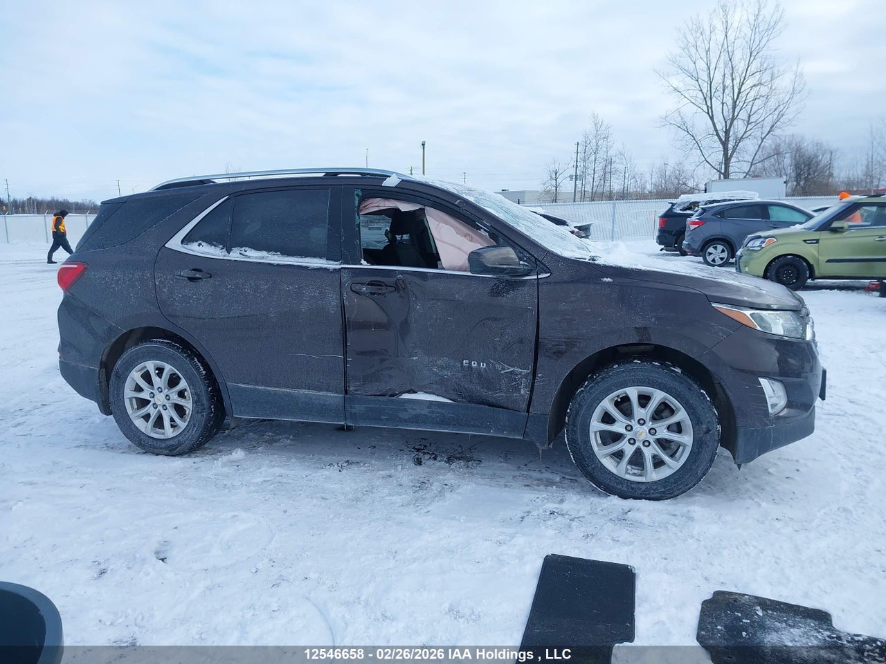 Image #/images/mount/2GNAXUEV5L6114476_13.jpg for vehicle