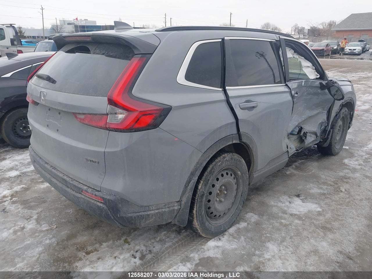 Image #/images/mount/2HKRS4H52RH101162_04.jpg for vehicle