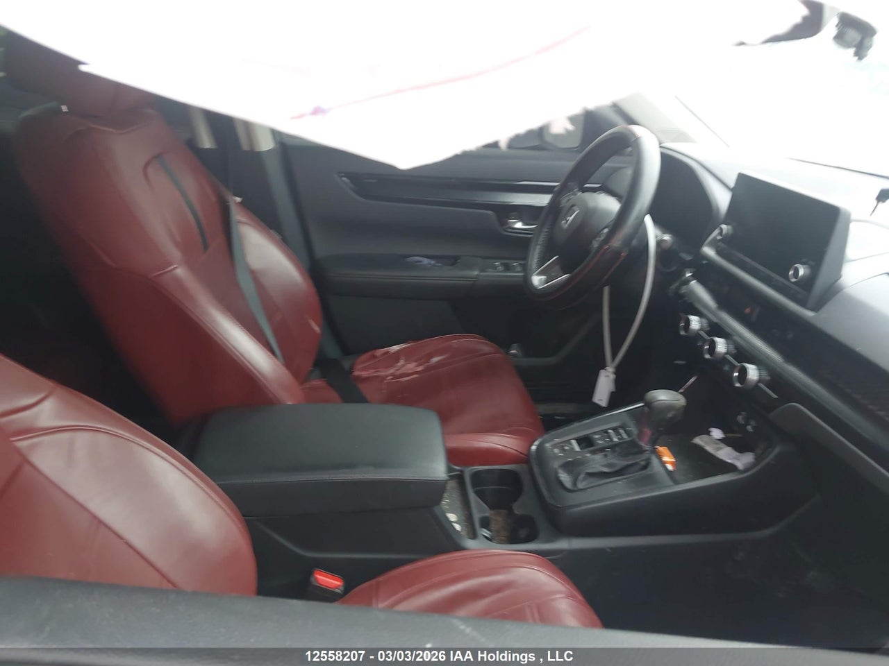 Image #/images/mount/2HKRS4H52RH101162_05.jpg for vehicle