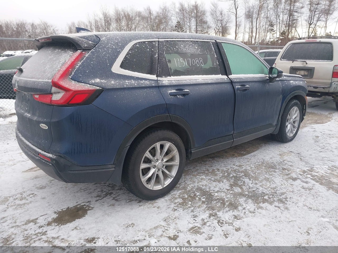 Image #/images/mount/2HKRS4H70PH100655_04.jpg for vehicle