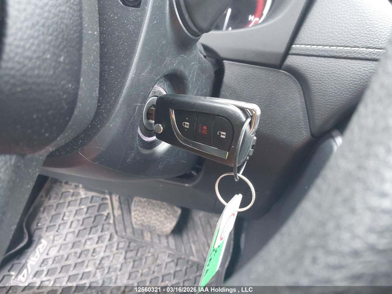 Image #/images/mount/2T3B1RFV3PC381816_11.jpg for vehicle