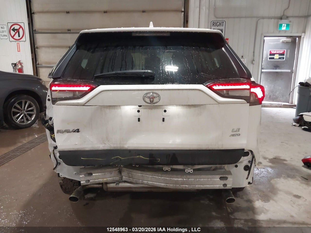 Image #/images/mount/2T3B1RFV9PC391914_17.jpg for vehicle