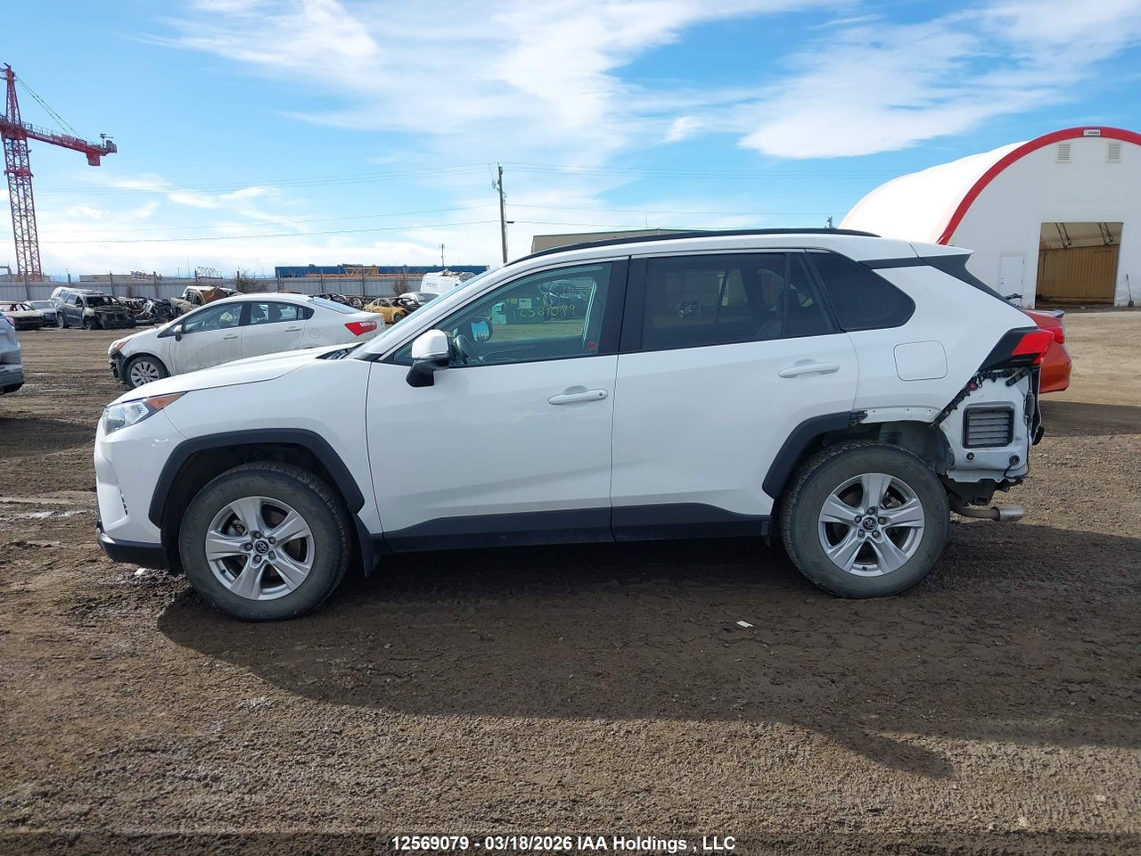 Image #/images/mount/2T3R1RFV4LC122115_15.jpg for vehicle