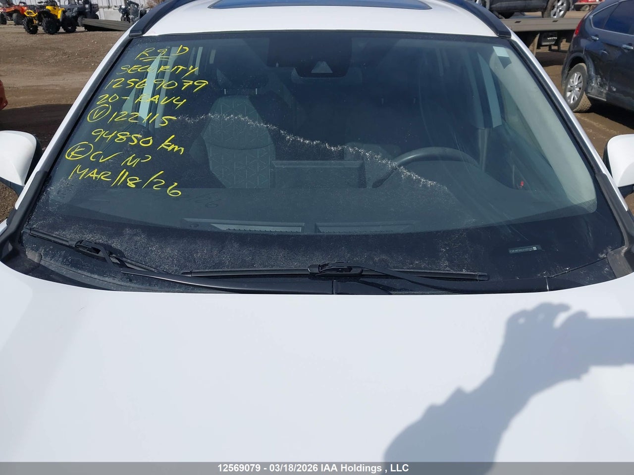 Image #/images/mount/2T3R1RFV4LC122115_18.jpg for vehicle