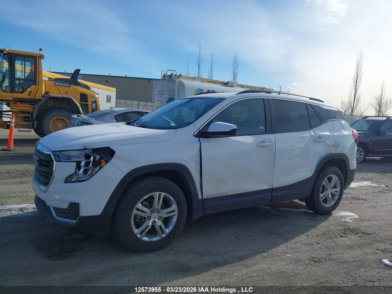 Image #/images/mount/3GKALTEG4RL343868_06.jpg for vehicle