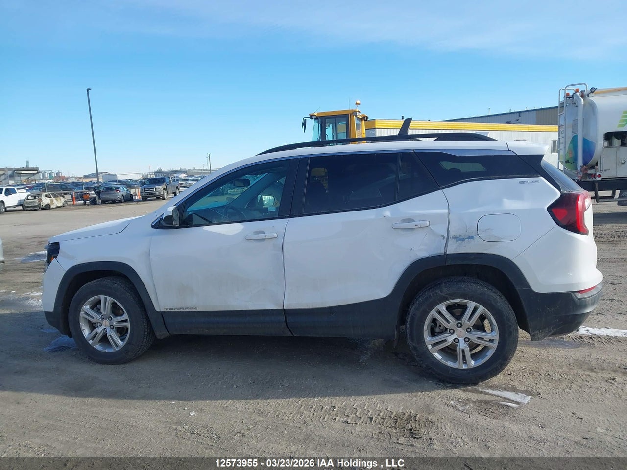 Image #/images/mount/3GKALTEG4RL343868_14.jpg for vehicle