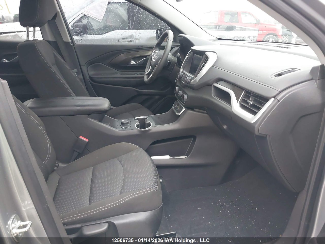 Image #/images/mount/3GKALTEG6RL386771_05.jpg for vehicle