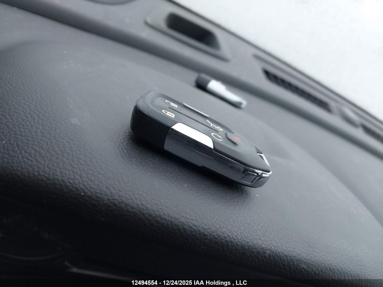 Image #/images/mount/3GKALVEV0ML397008_11.jpg for vehicle