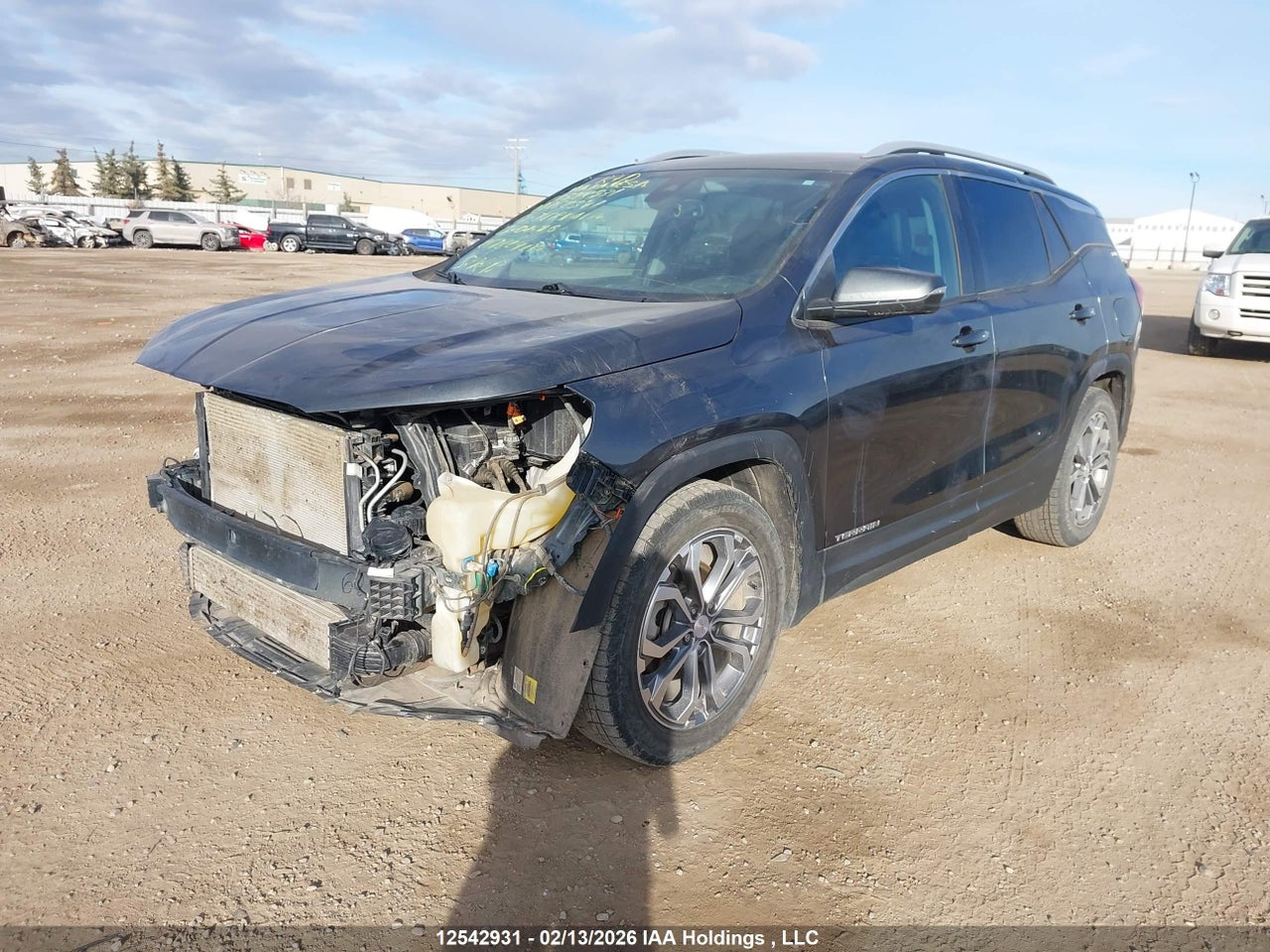 Image #/images/mount/3GKALVEX4KL152341_02.jpg for vehicle