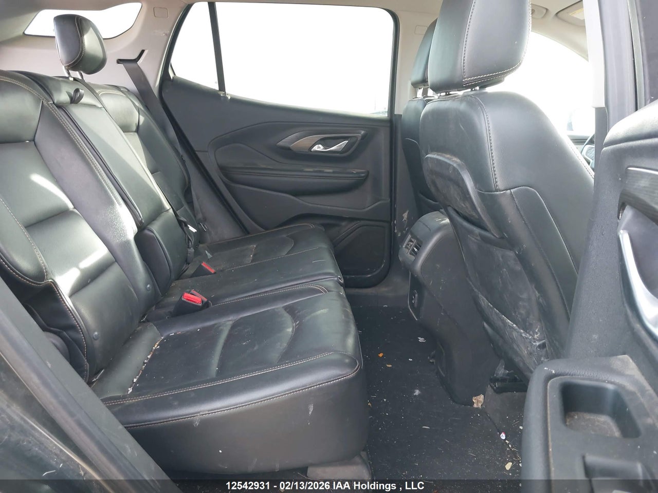 Image #/images/mount/3GKALVEX4KL152341_08.jpg for vehicle