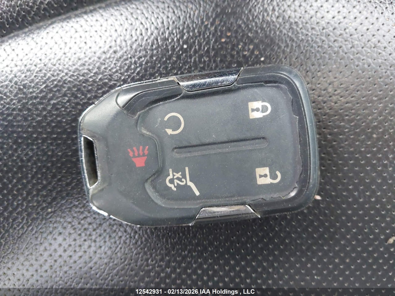 Image #/images/mount/3GKALVEX4KL152341_11.jpg for vehicle