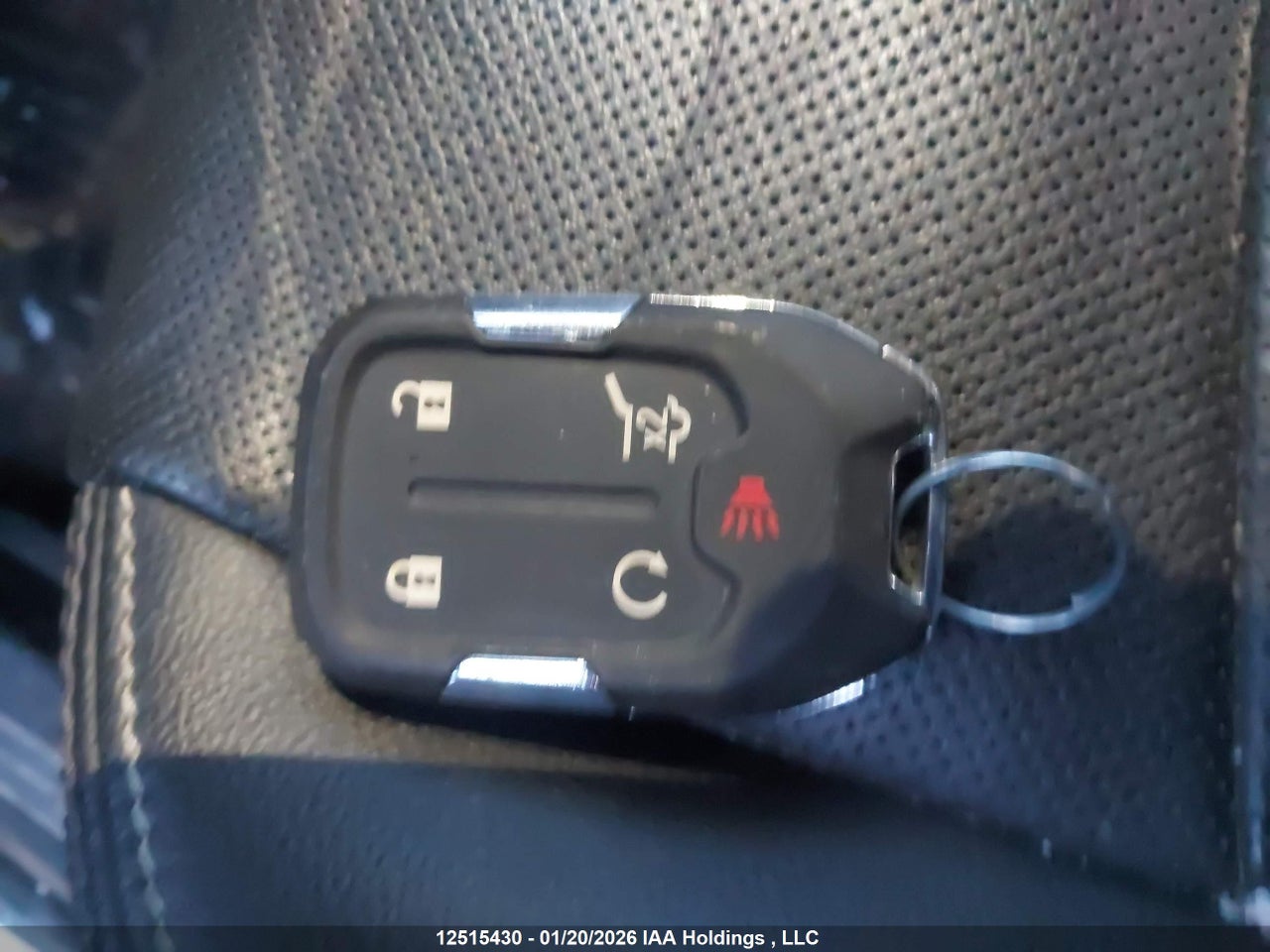 Image #/images/mount/3GKALXEG4PL177906_11.jpg for vehicle