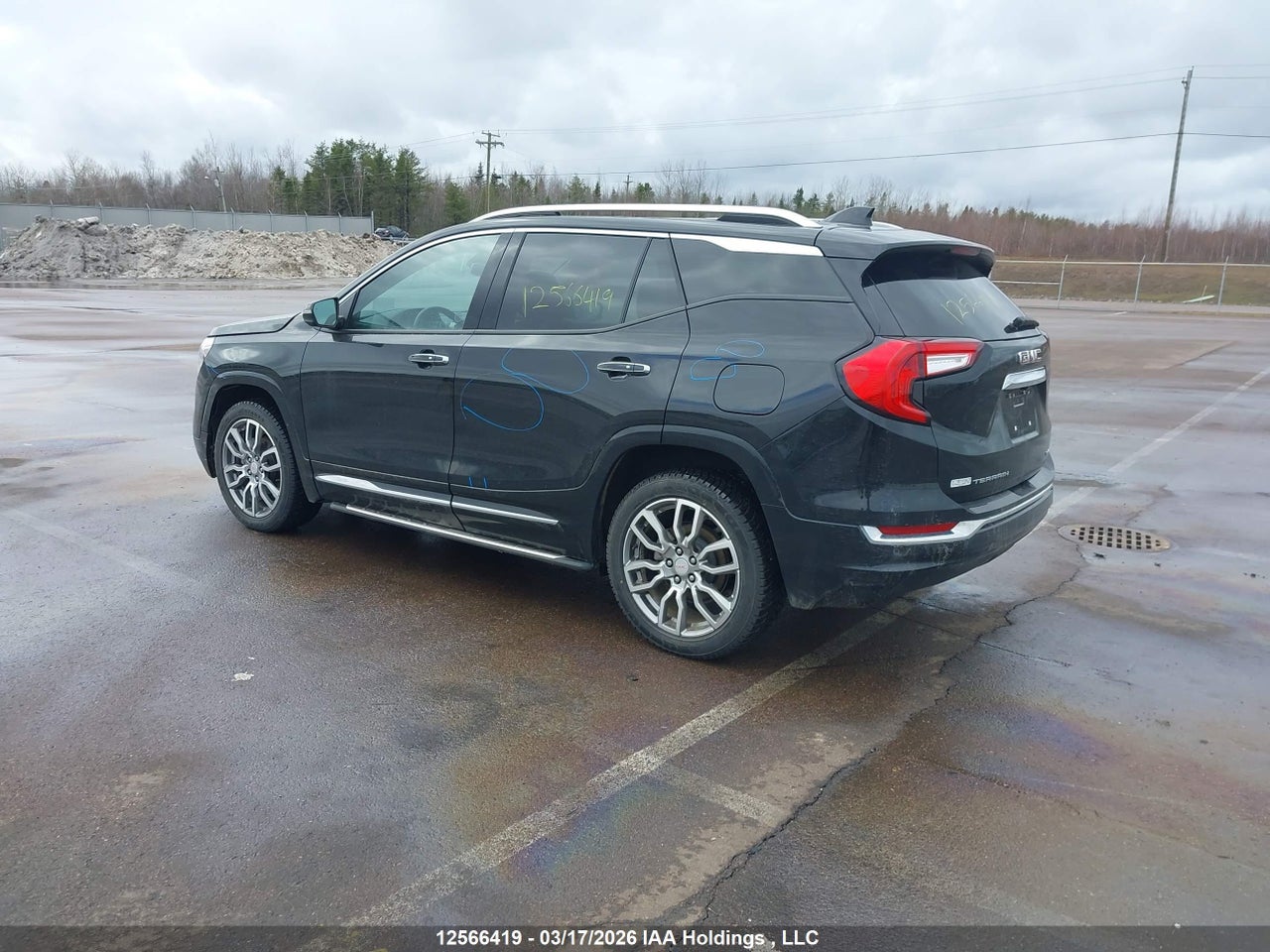 Image #/images/mount/3GKALXEG6RL207085_03.jpg for vehicle