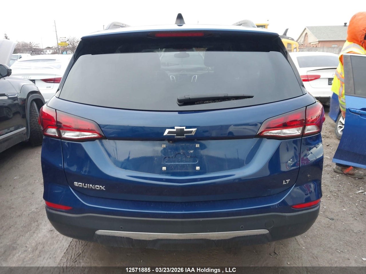 Image #/images/mount/3GNAXKEV9NL271138_16.jpg for vehicle